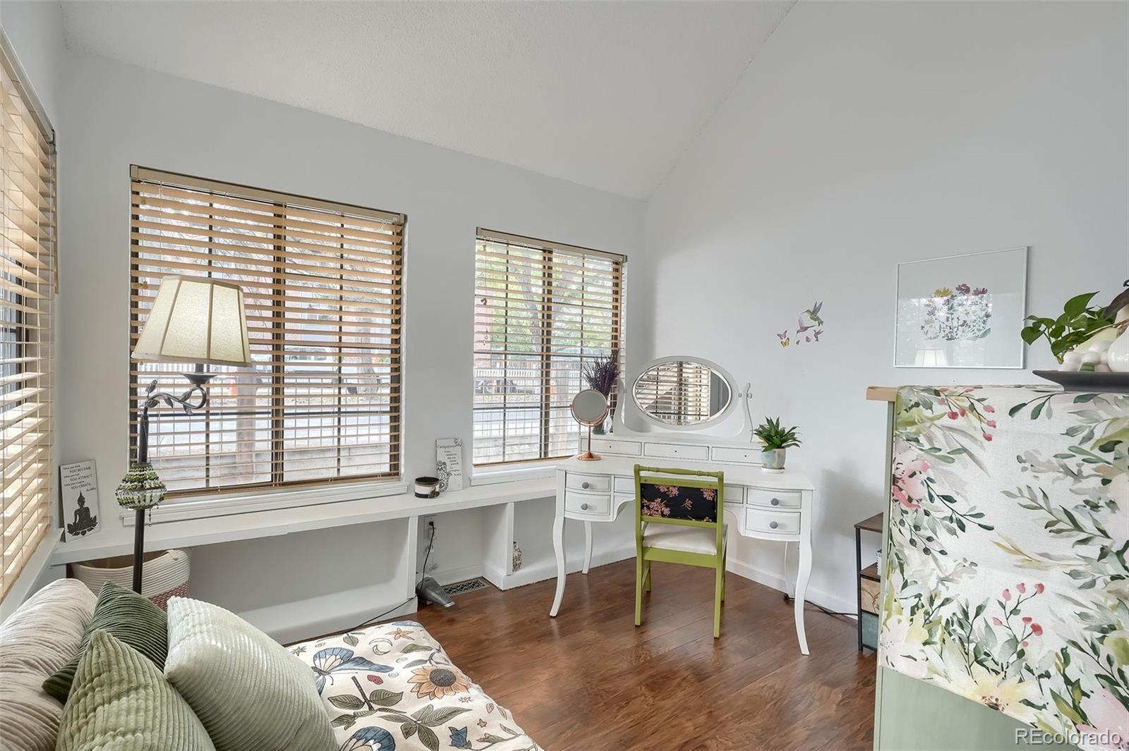 MLS Image #16 for 980 s dahlia street,glendale, Colorado