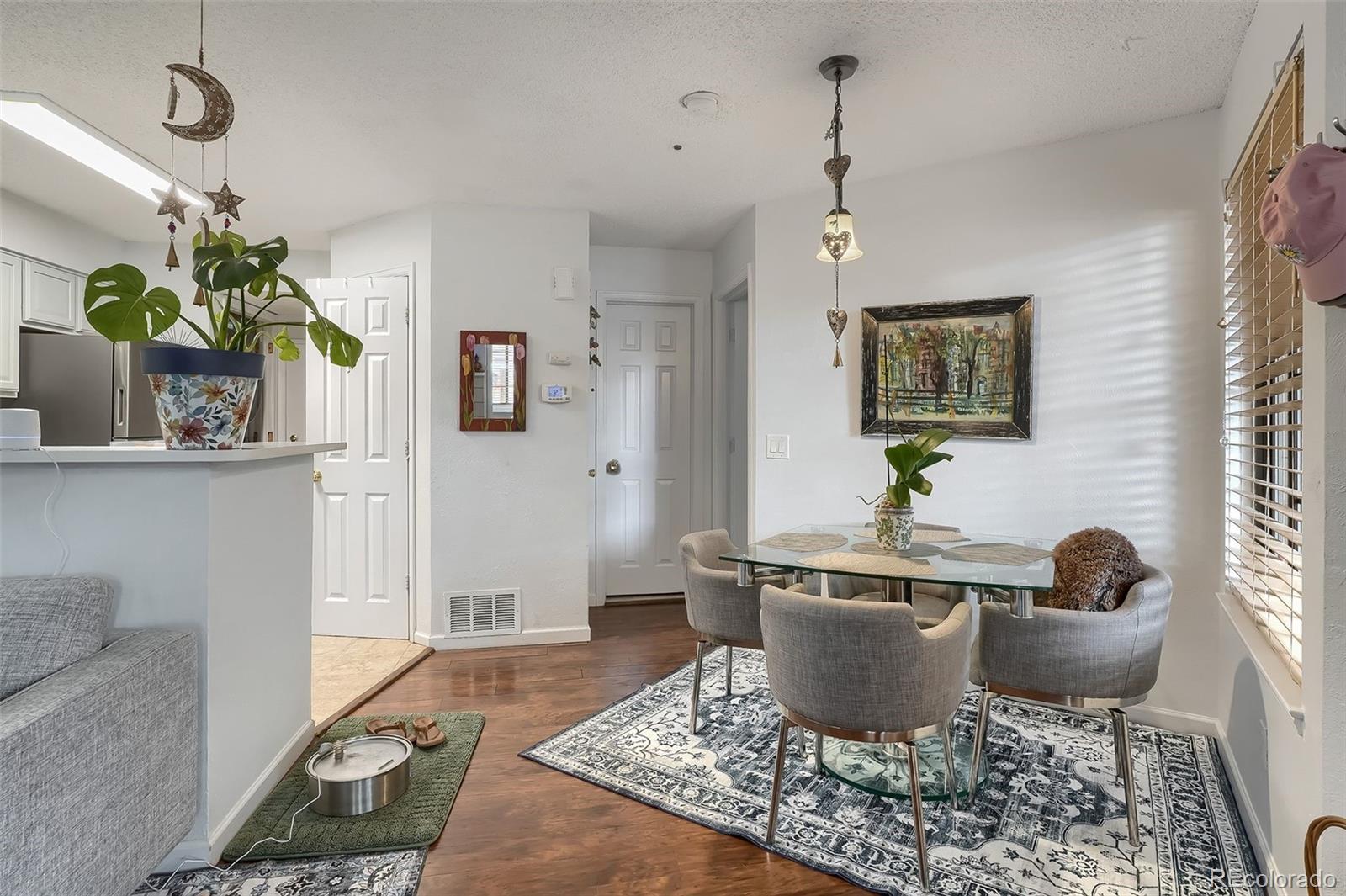 MLS Image #8 for 980 s dahlia street,glendale, Colorado