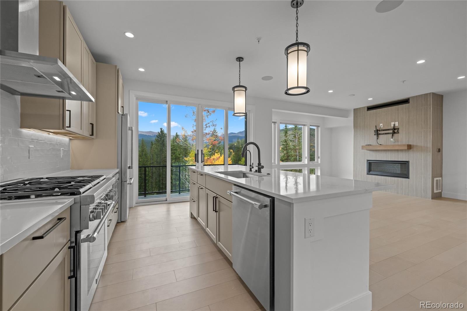 MLS Image #4 for 417  bear trail,winter park, Colorado