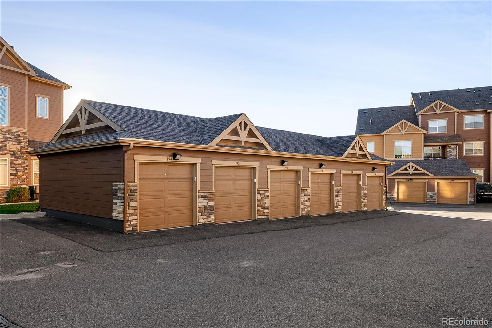 MLS Image #2 for 8848 s kipling way,littleton, Colorado