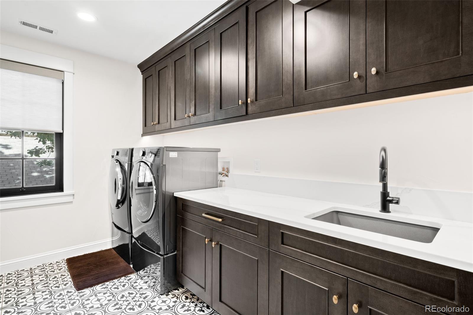 MLS Image #26 for 1296 s york street,denver, Colorado