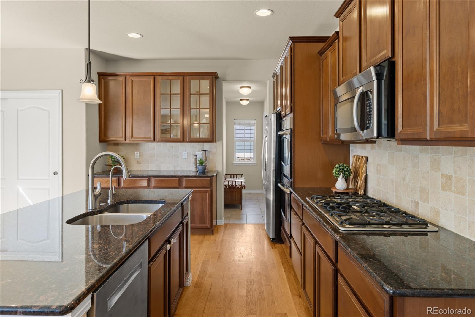 MLS Image #11 for 8747 s buchanan way,aurora, Colorado
