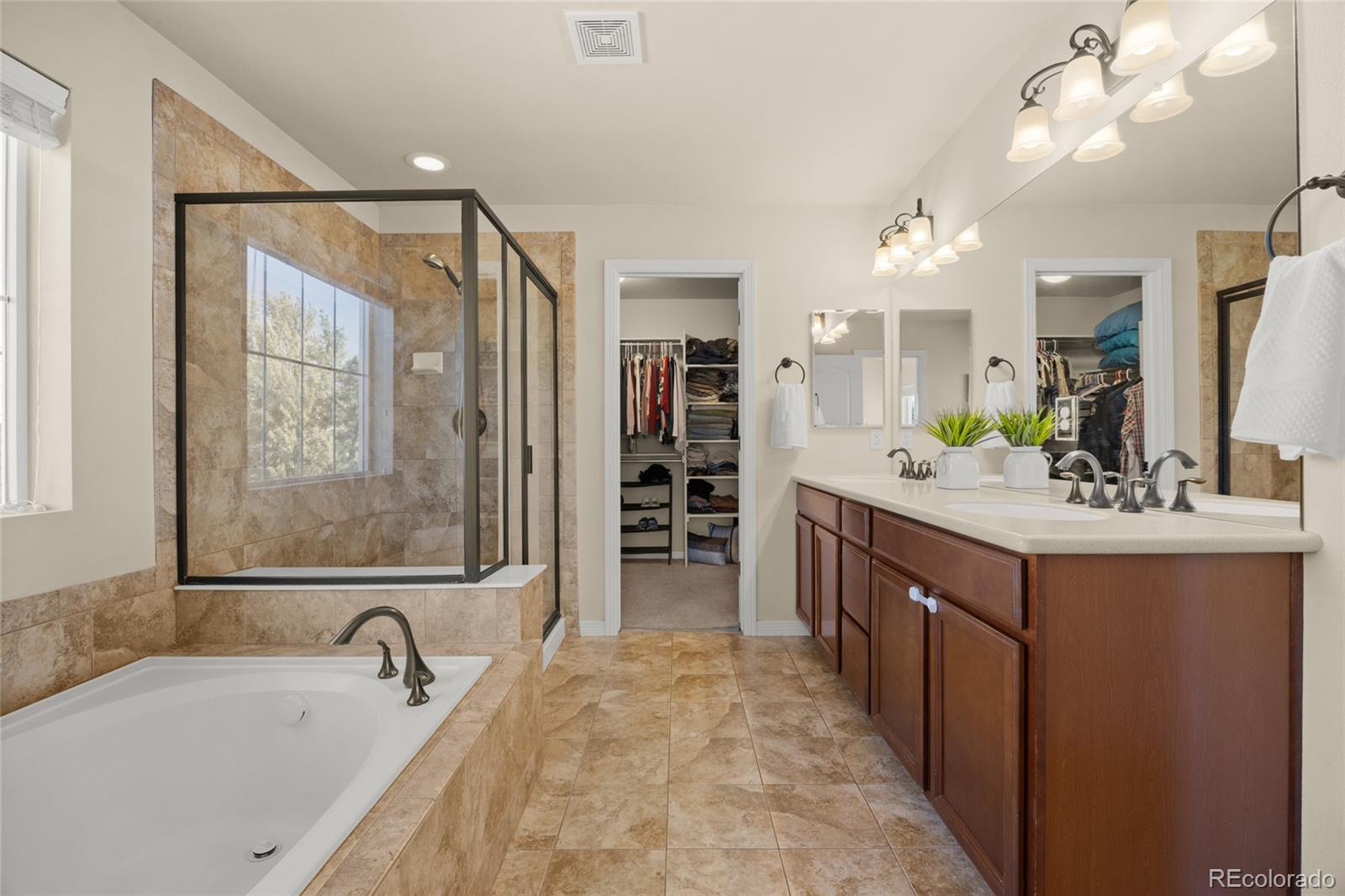 MLS Image #20 for 8747 s buchanan way,aurora, Colorado