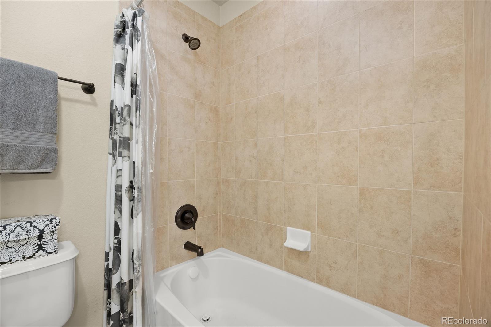 MLS Image #25 for 8747 s buchanan way,aurora, Colorado
