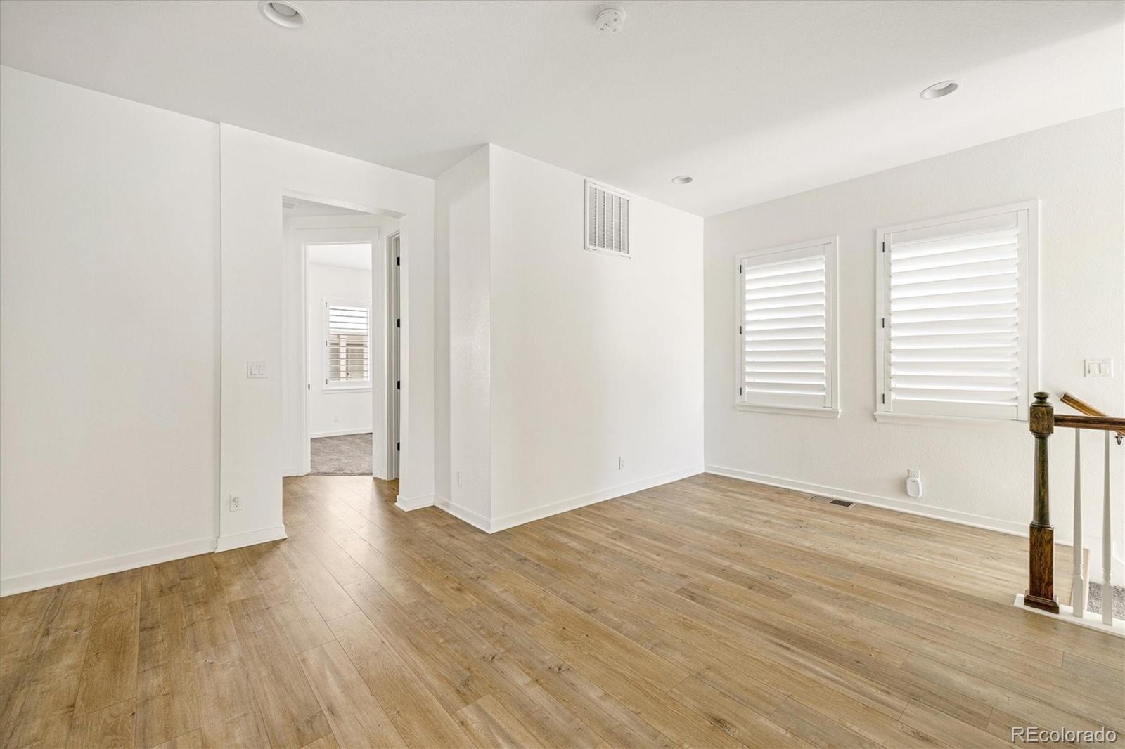 MLS Image #15 for 2007  alcott way,broomfield, Colorado