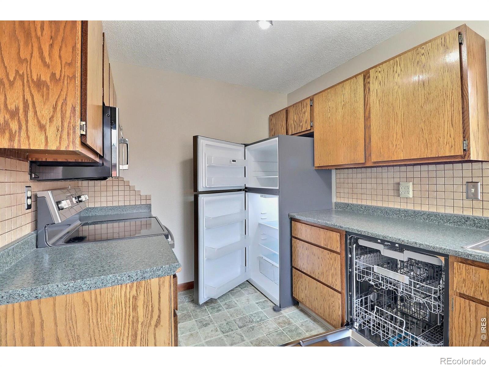 MLS Image #6 for 1752  glen meadows drive,greeley, Colorado