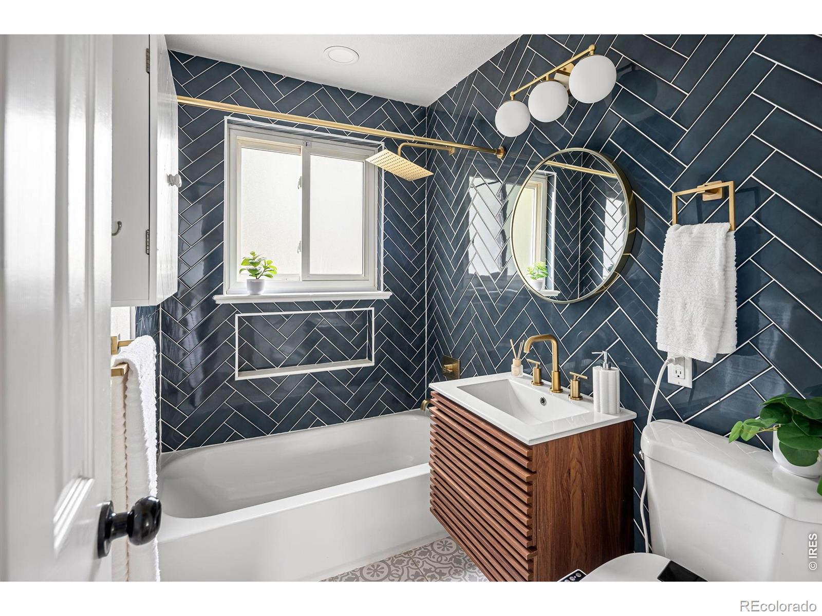 MLS Image #17 for 7610 w 24th avenue,lakewood, Colorado