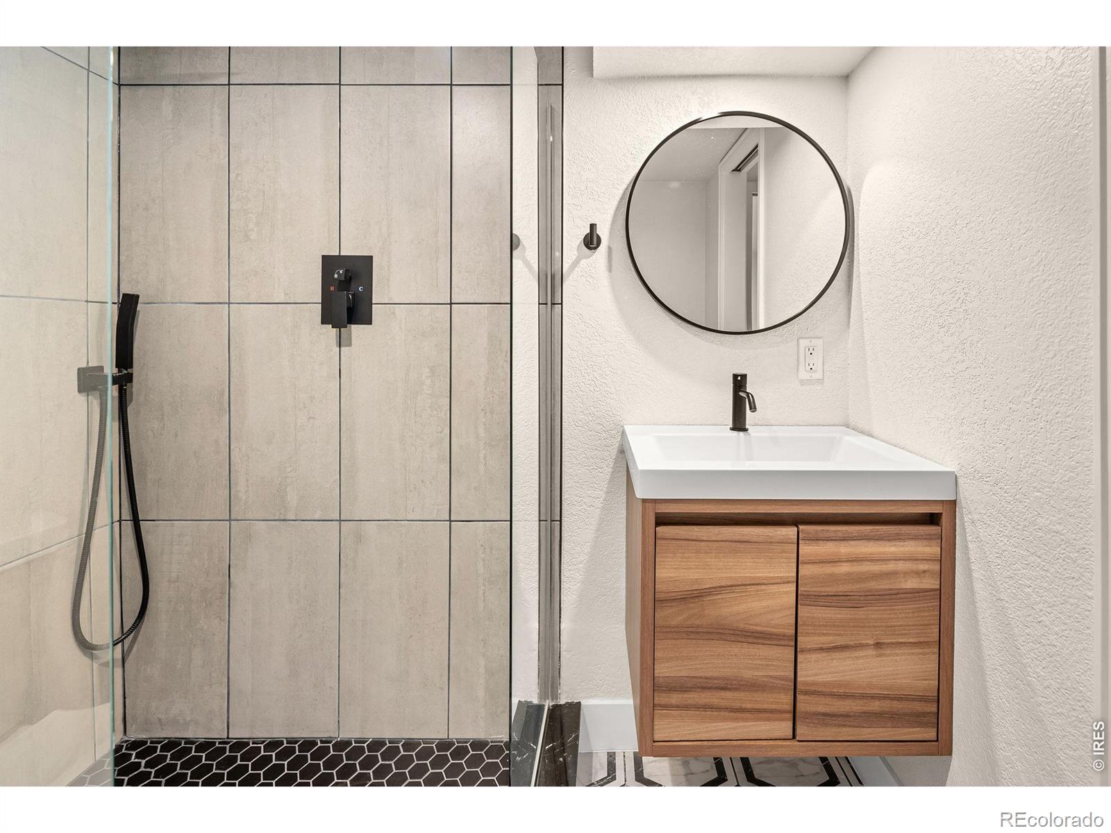 MLS Image #26 for 7610 w 24th avenue,lakewood, Colorado