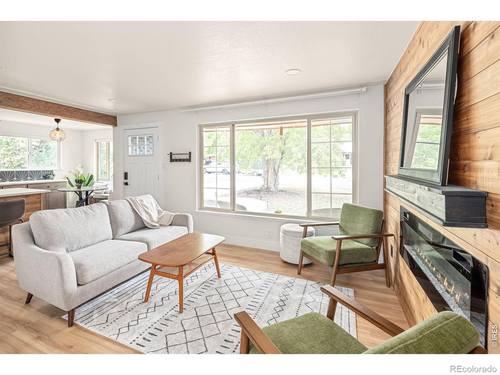 MLS Image #5 for 7610 w 24th avenue,lakewood, Colorado