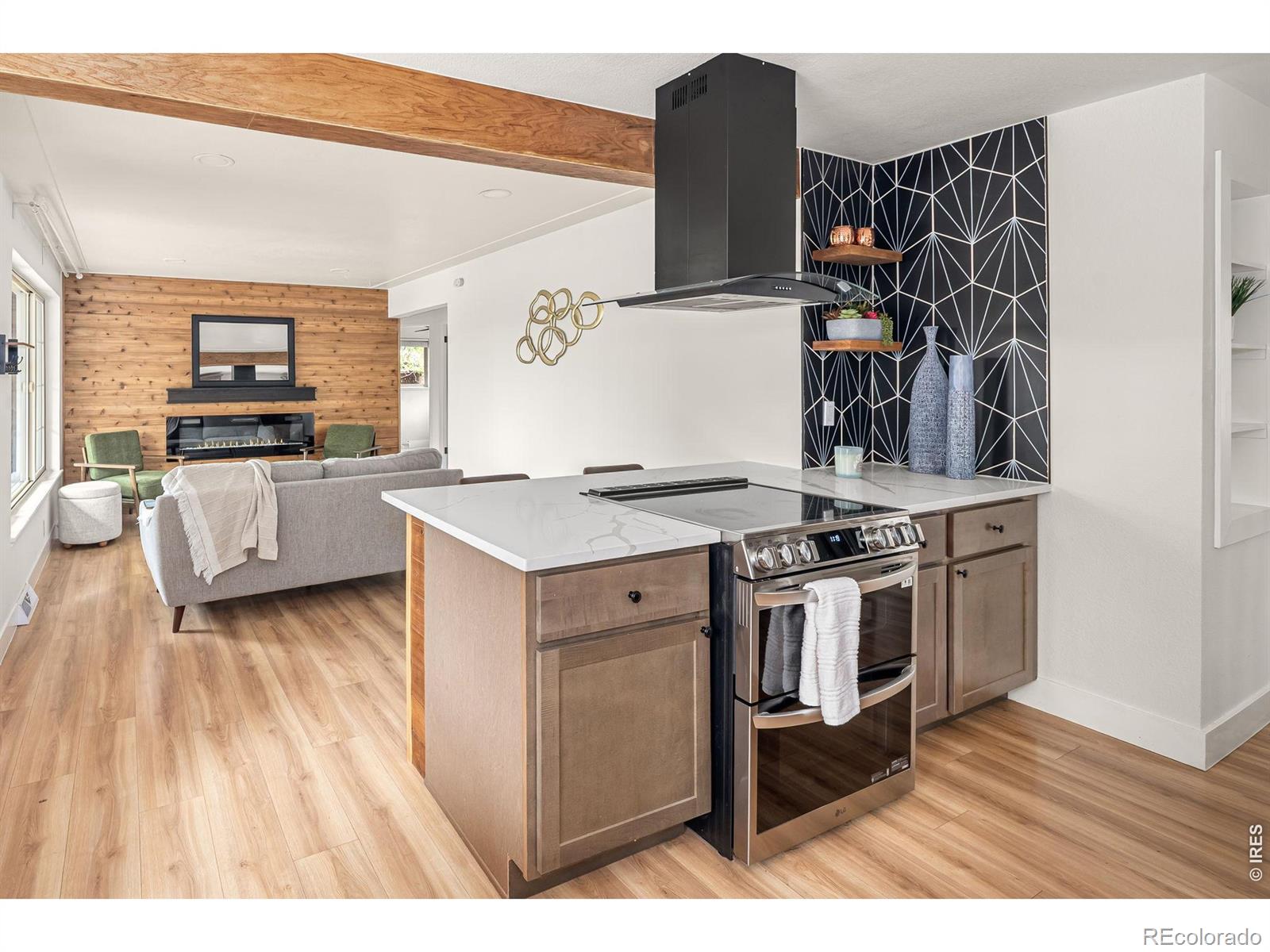 MLS Image #9 for 7610 w 24th avenue,lakewood, Colorado
