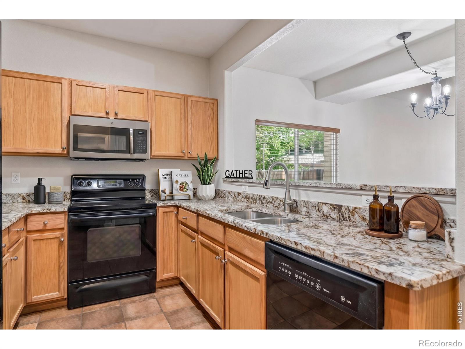 MLS Image #3 for 4442 s auckland court ,aurora, Colorado