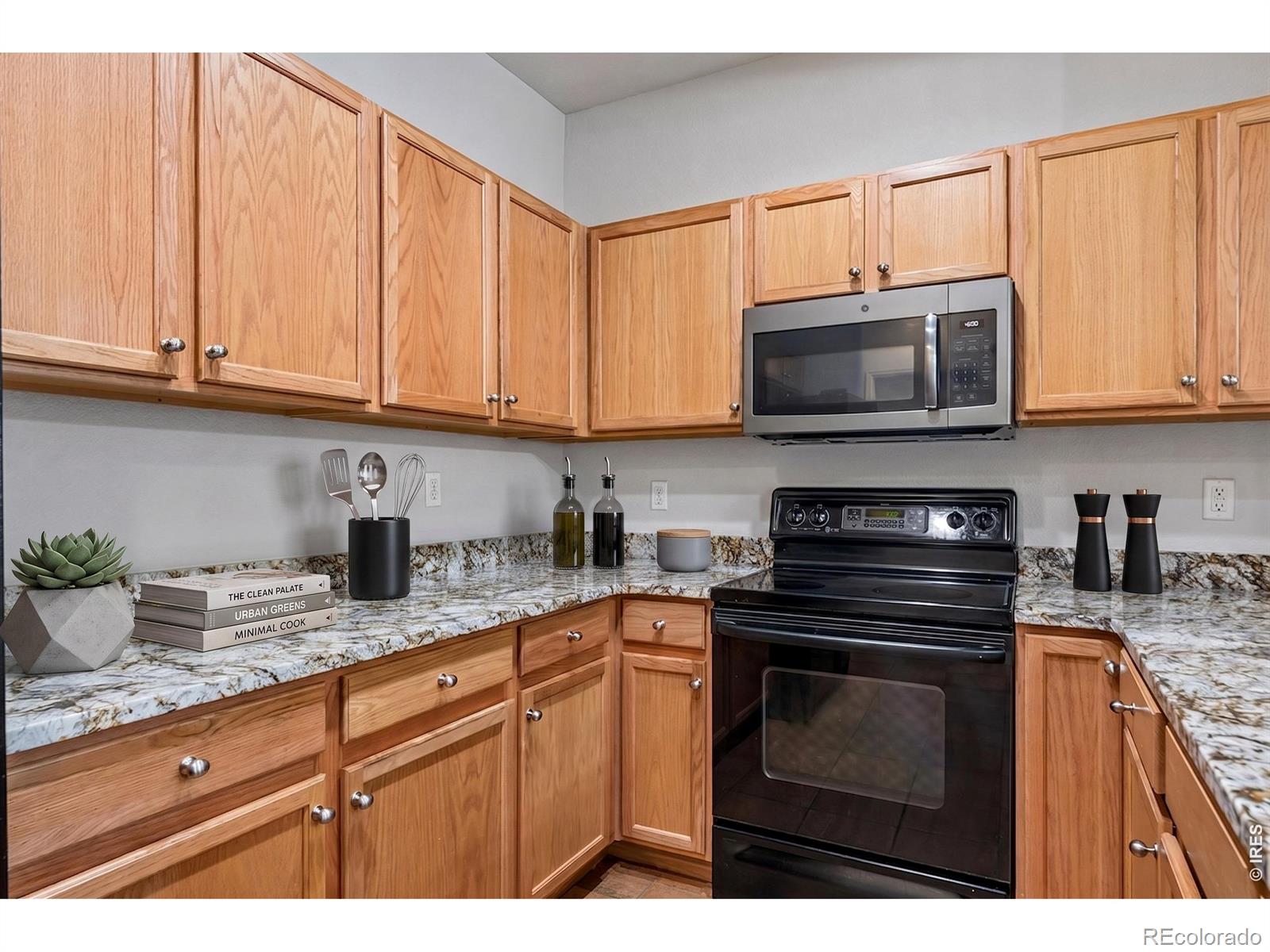 MLS Image #4 for 4442 s auckland court ,aurora, Colorado
