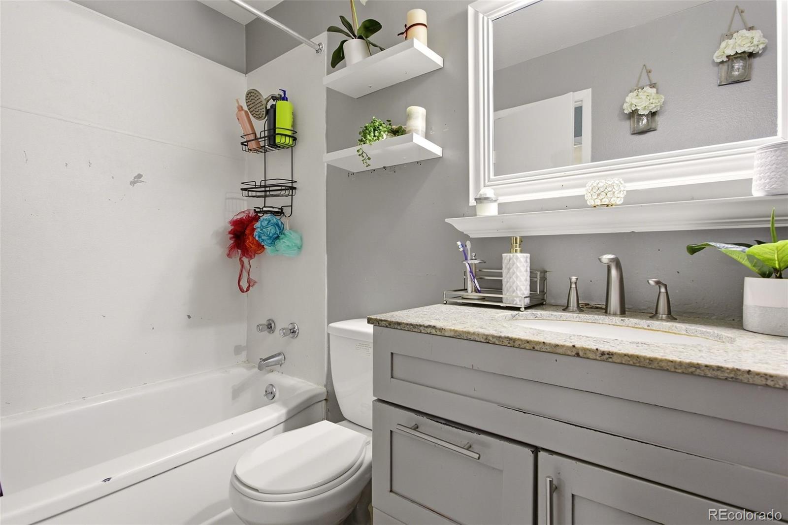 MLS Image #17 for 5354  granby street,denver, Colorado