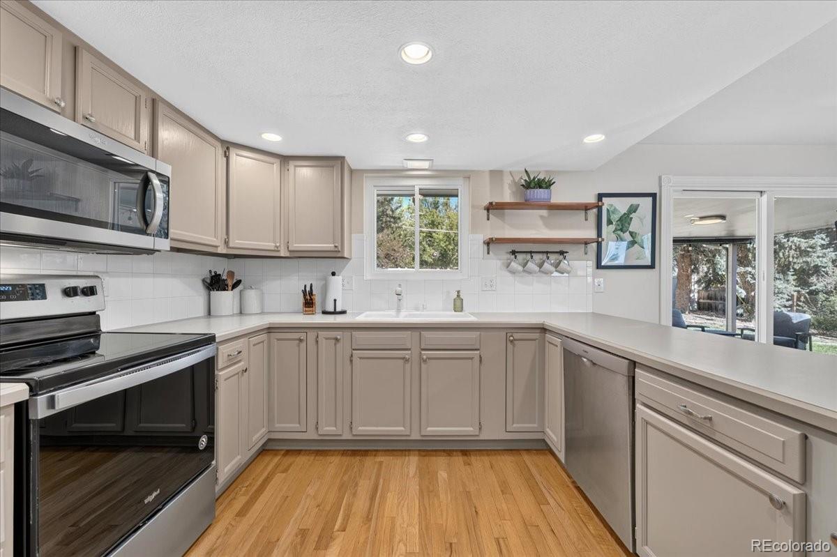 MLS Image #9 for 7081 w 68th place,arvada, Colorado