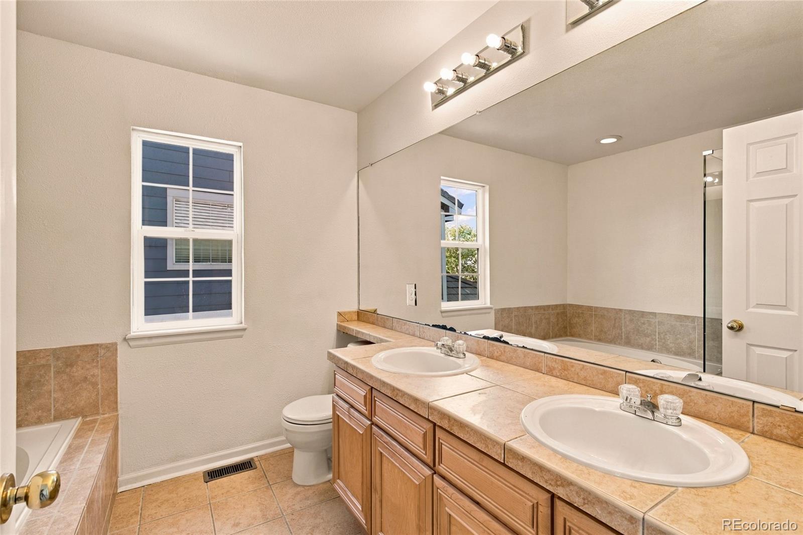 MLS Image #25 for 16154 e hinsdale avenue,aurora, Colorado