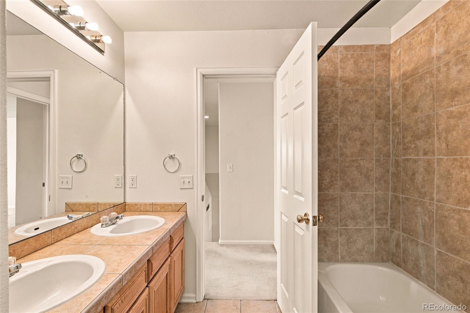 MLS Image #27 for 16154 e hinsdale avenue,aurora, Colorado