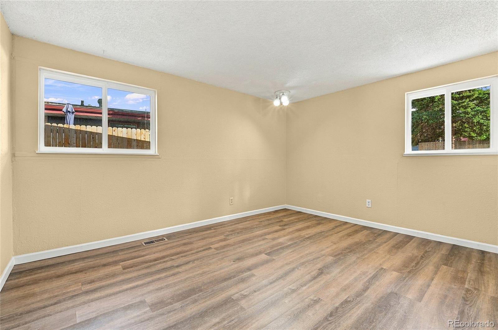 MLS Image #18 for 1631 w prentice avenue,littleton, Colorado