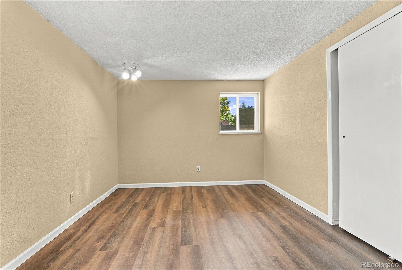MLS Image #19 for 1631 w prentice avenue,littleton, Colorado