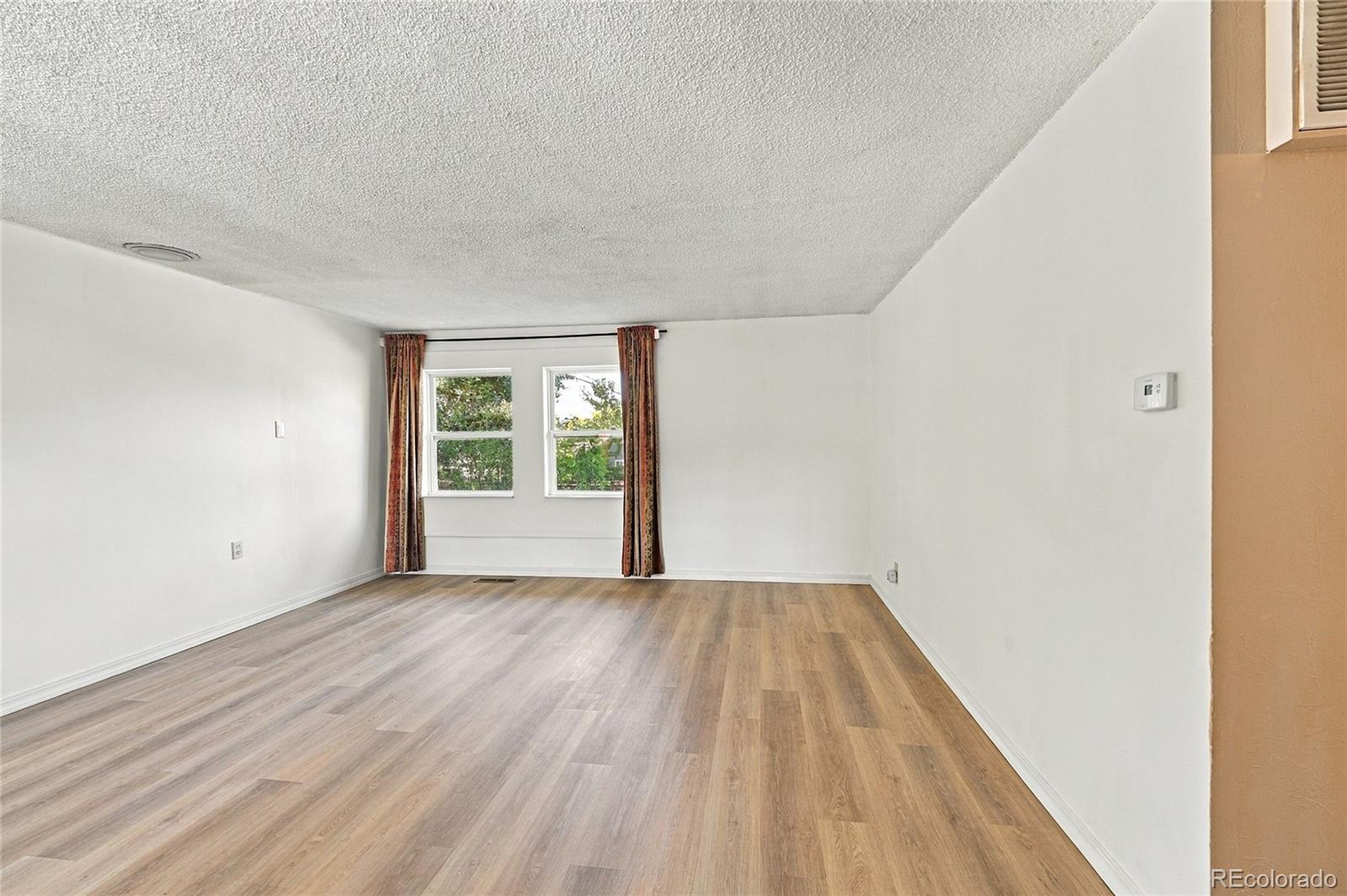 MLS Image #3 for 1631 w prentice avenue,littleton, Colorado