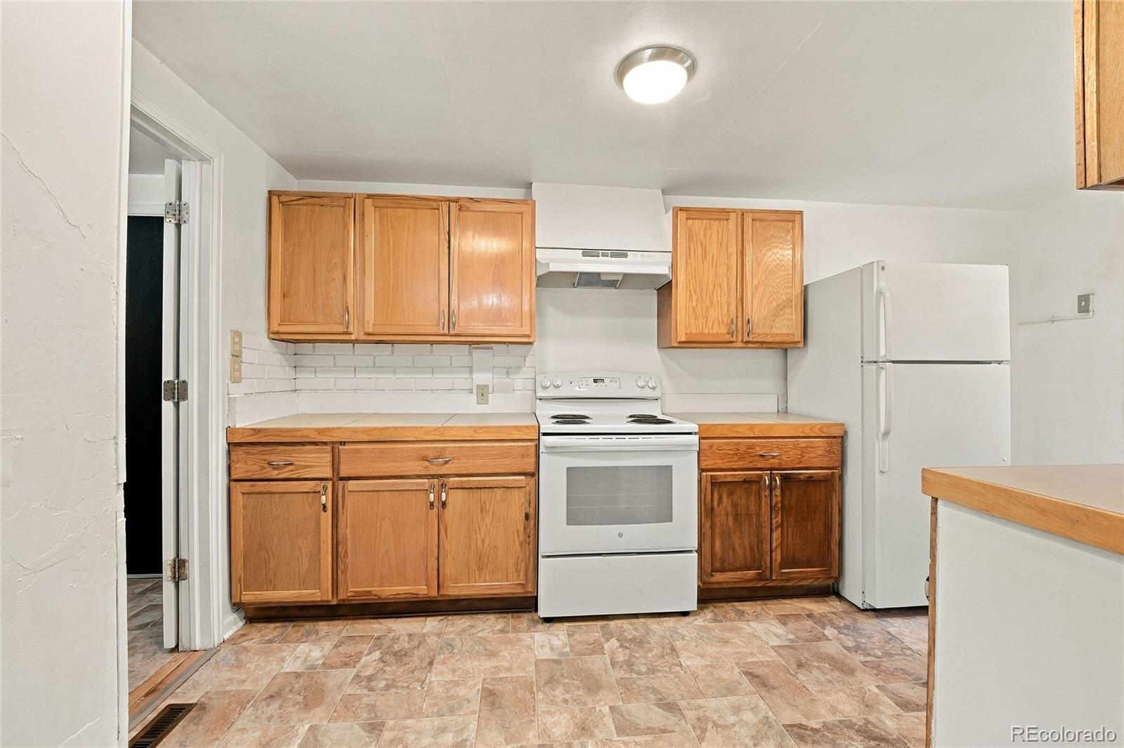MLS Image #7 for 1631 w prentice avenue,littleton, Colorado