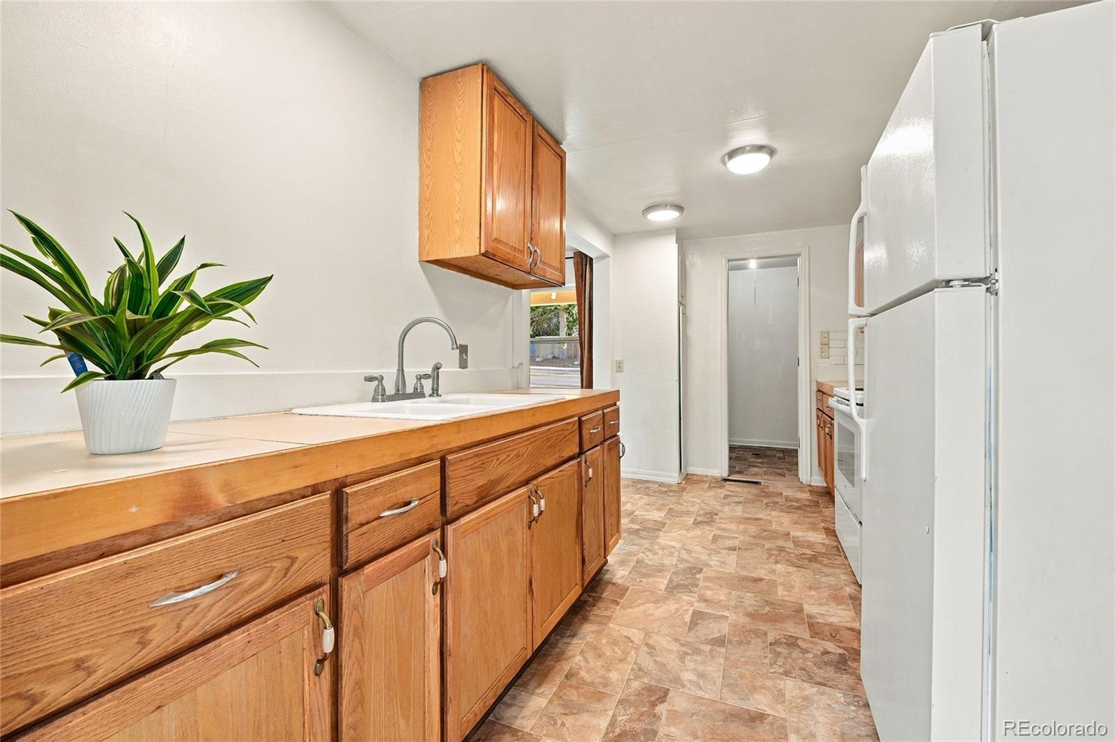 MLS Image #9 for 1631 w prentice avenue,littleton, Colorado