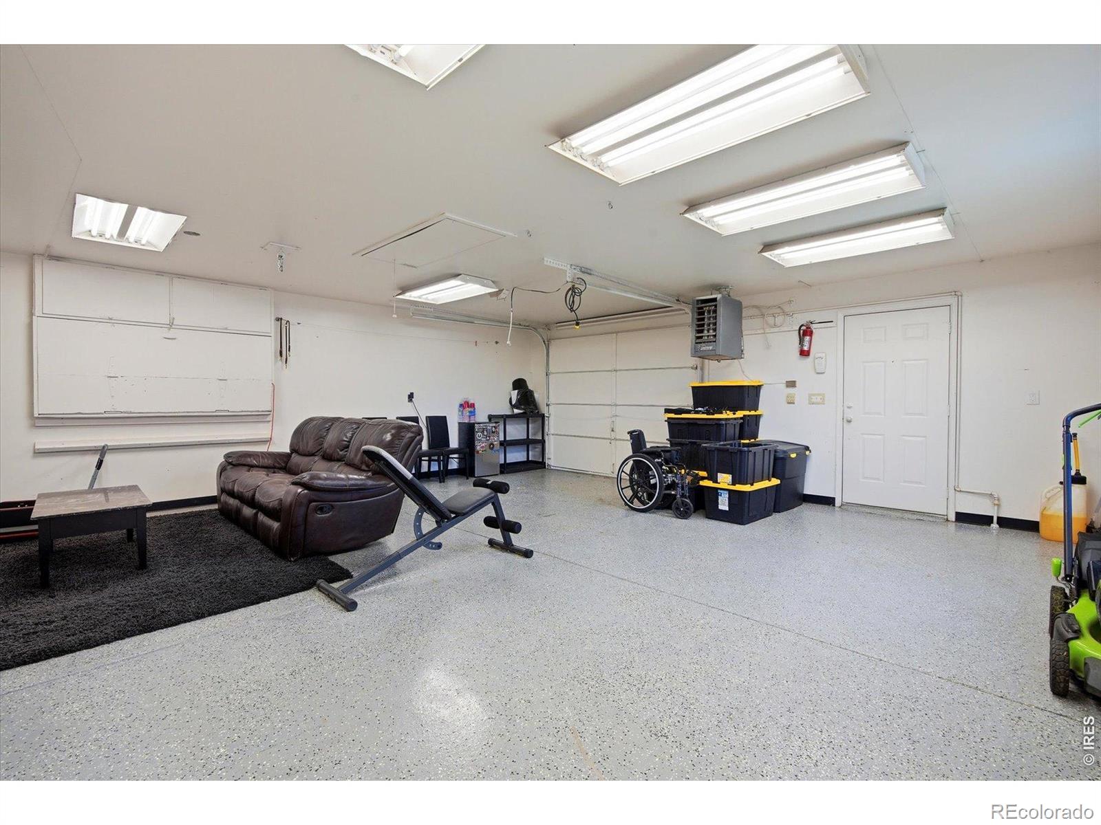MLS Image #3 for 986 e 114th place,northglenn, Colorado