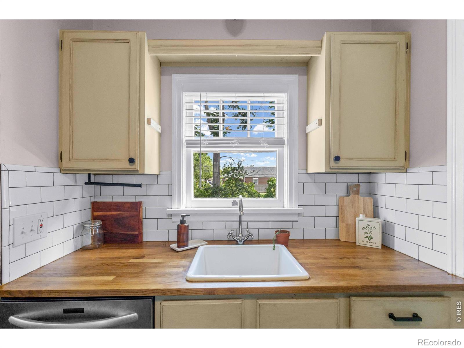 MLS Image #8 for 3875  harlan street,wheat ridge, Colorado