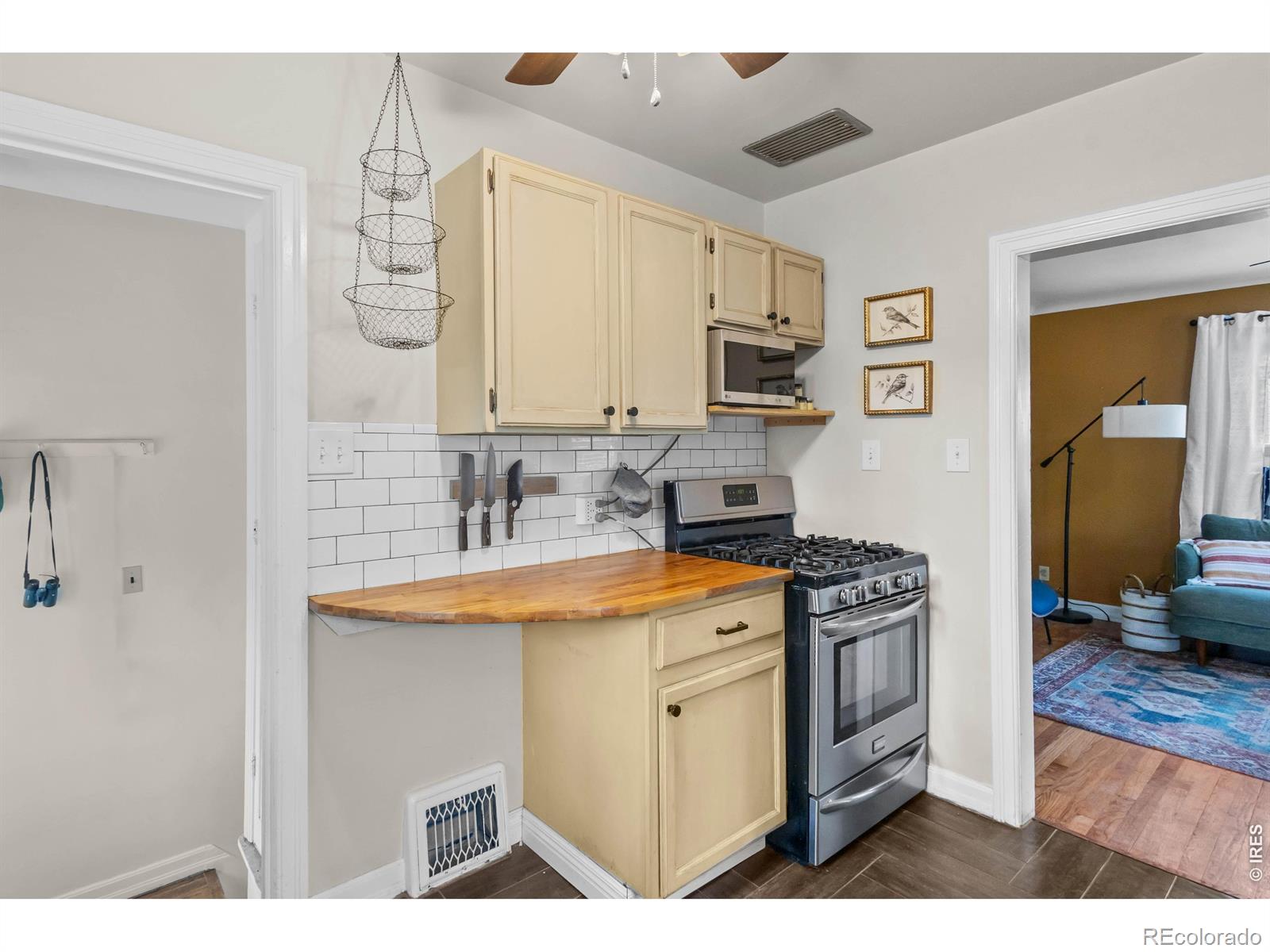 MLS Image #9 for 3875  harlan street,wheat ridge, Colorado