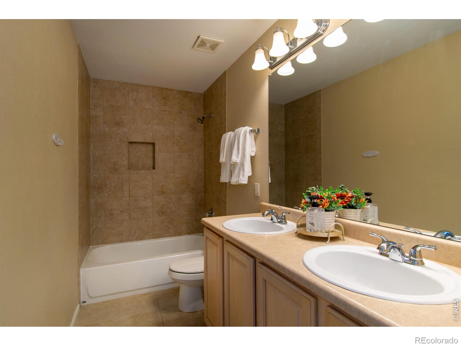 MLS Image #13 for 6714  autumn ridge drive,fort collins, Colorado