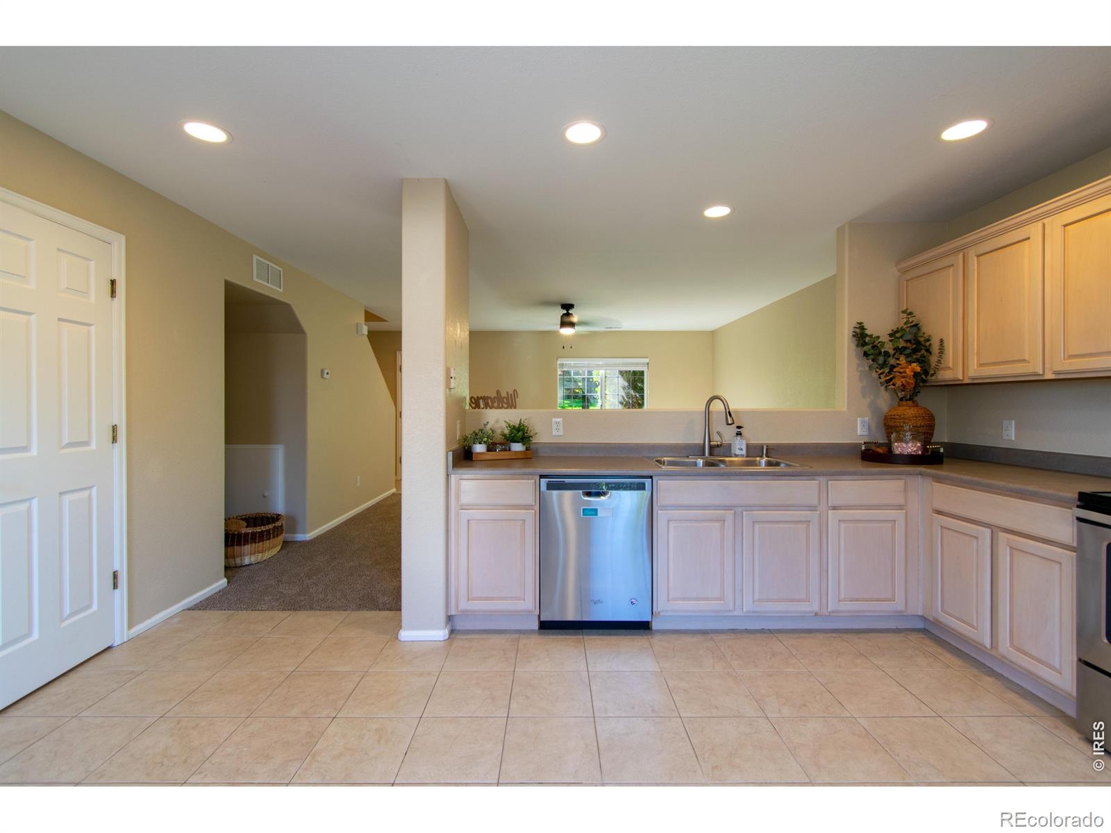 MLS Image #9 for 6714  autumn ridge drive,fort collins, Colorado