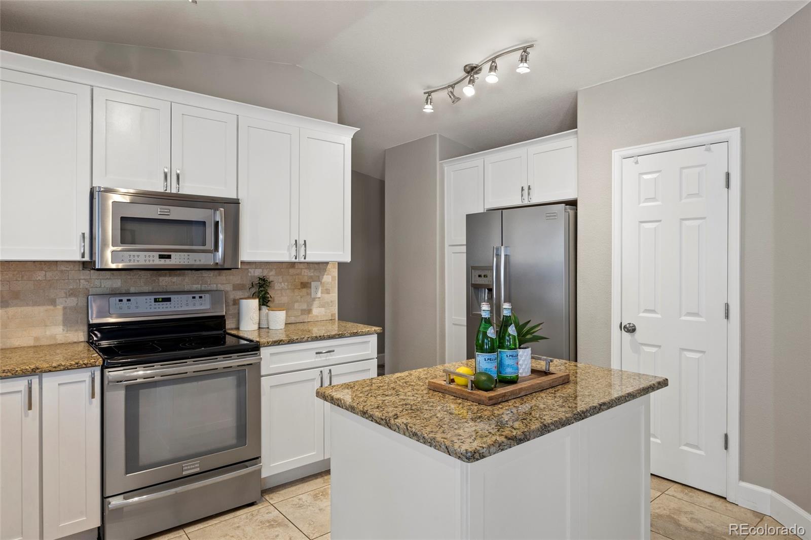 MLS Image #42 for 10840  crestone needles drive,parker, Colorado