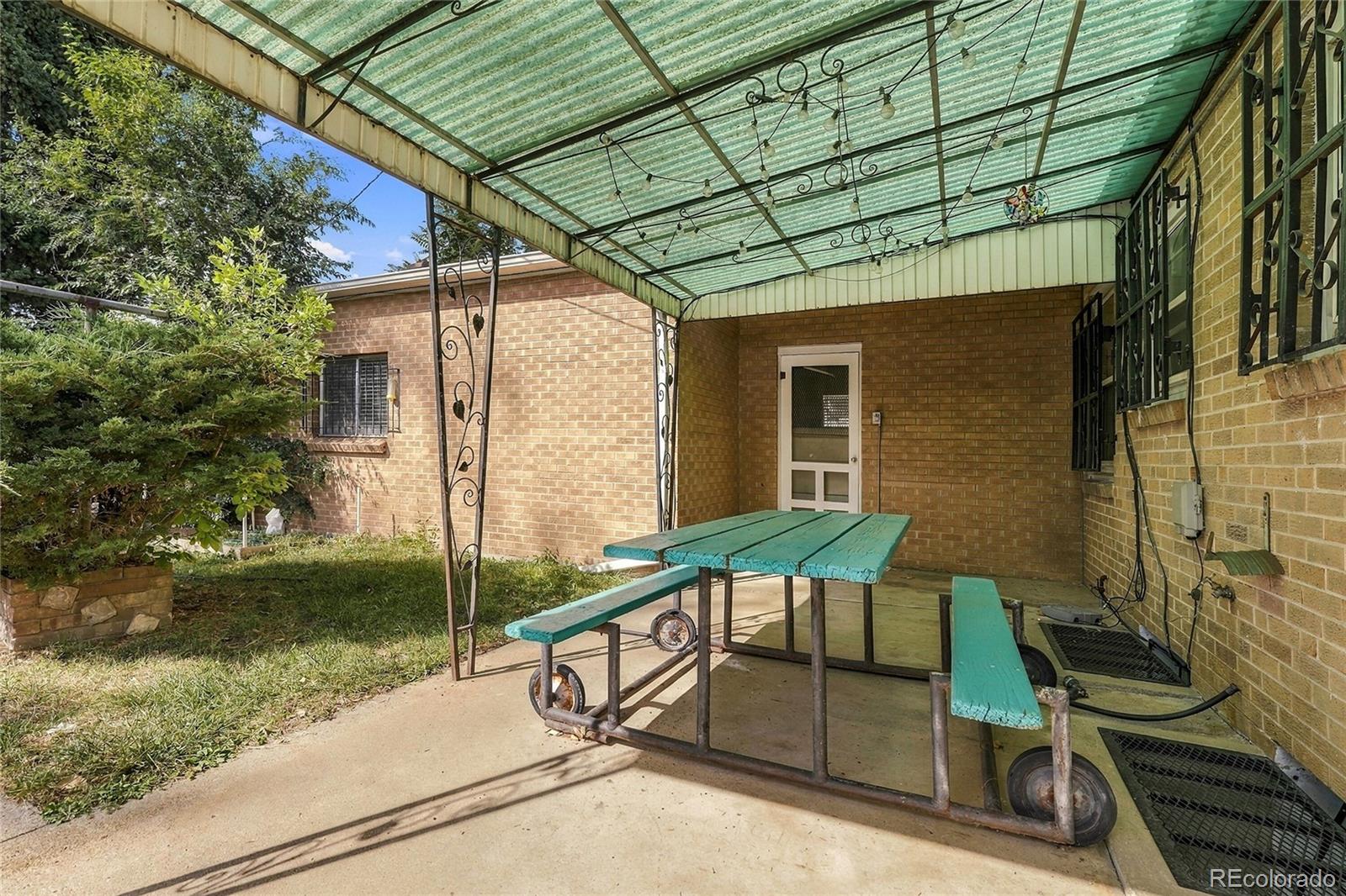 MLS Image #32 for 3105 n fillmore street,denver, Colorado