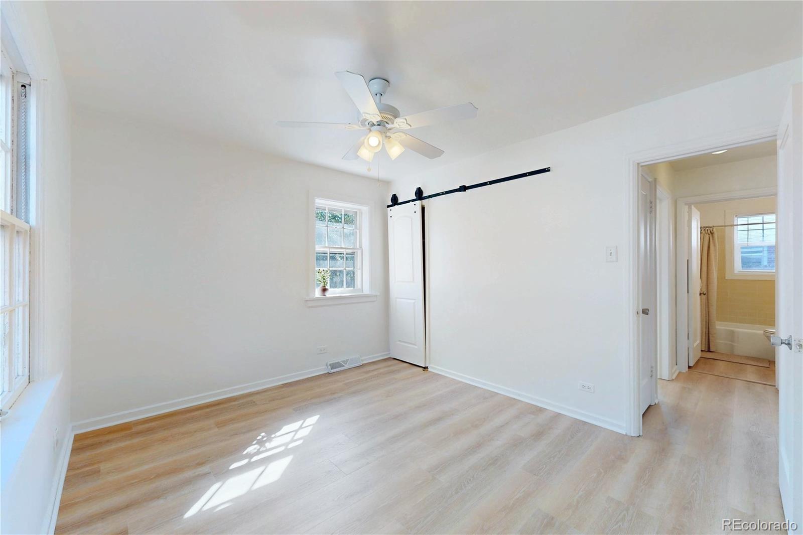 MLS Image #11 for 2810 s bryant street,denver, Colorado