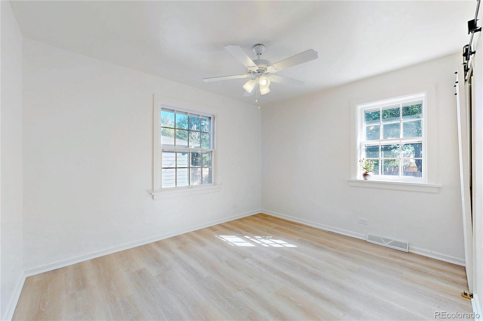 MLS Image #12 for 2810 s bryant street,denver, Colorado