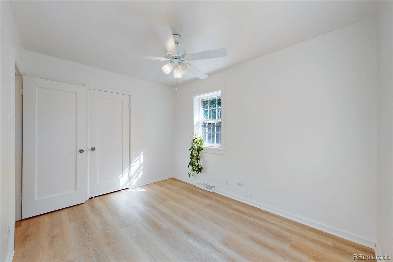 MLS Image #13 for 2810 s bryant street,denver, Colorado