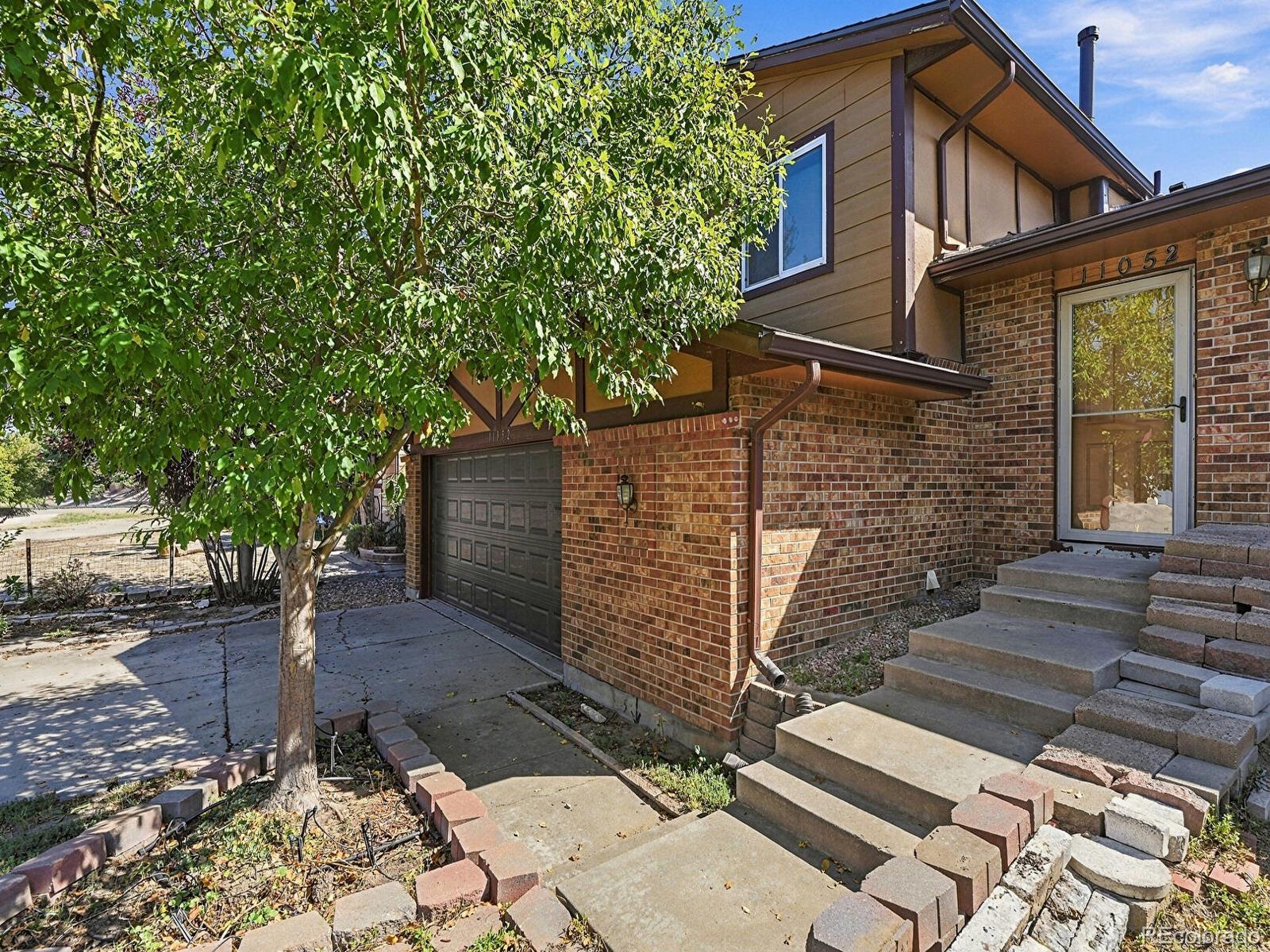 MLS Image #2 for 11052 e ohio place,aurora, Colorado