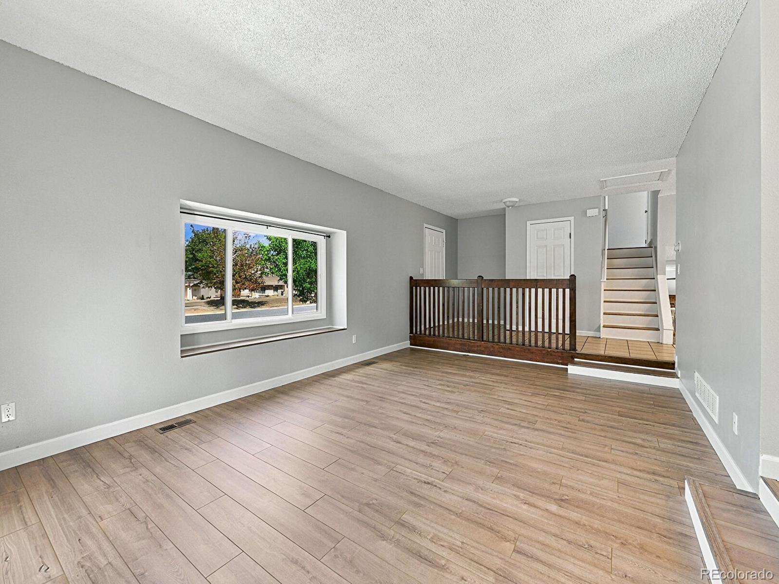 MLS Image #5 for 11052 e ohio place,aurora, Colorado