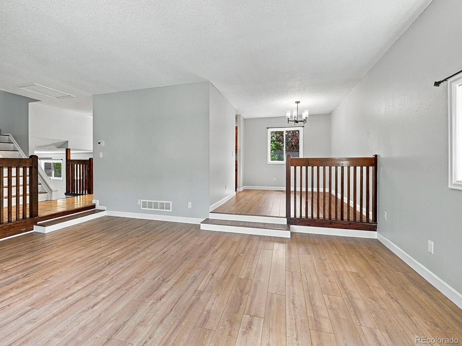 MLS Image #6 for 11052 e ohio place,aurora, Colorado