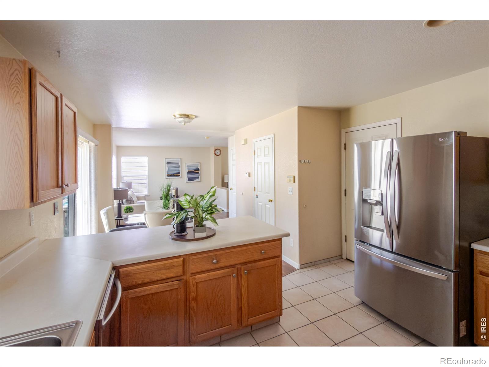 MLS Image #11 for 8477  jason court,denver, Colorado
