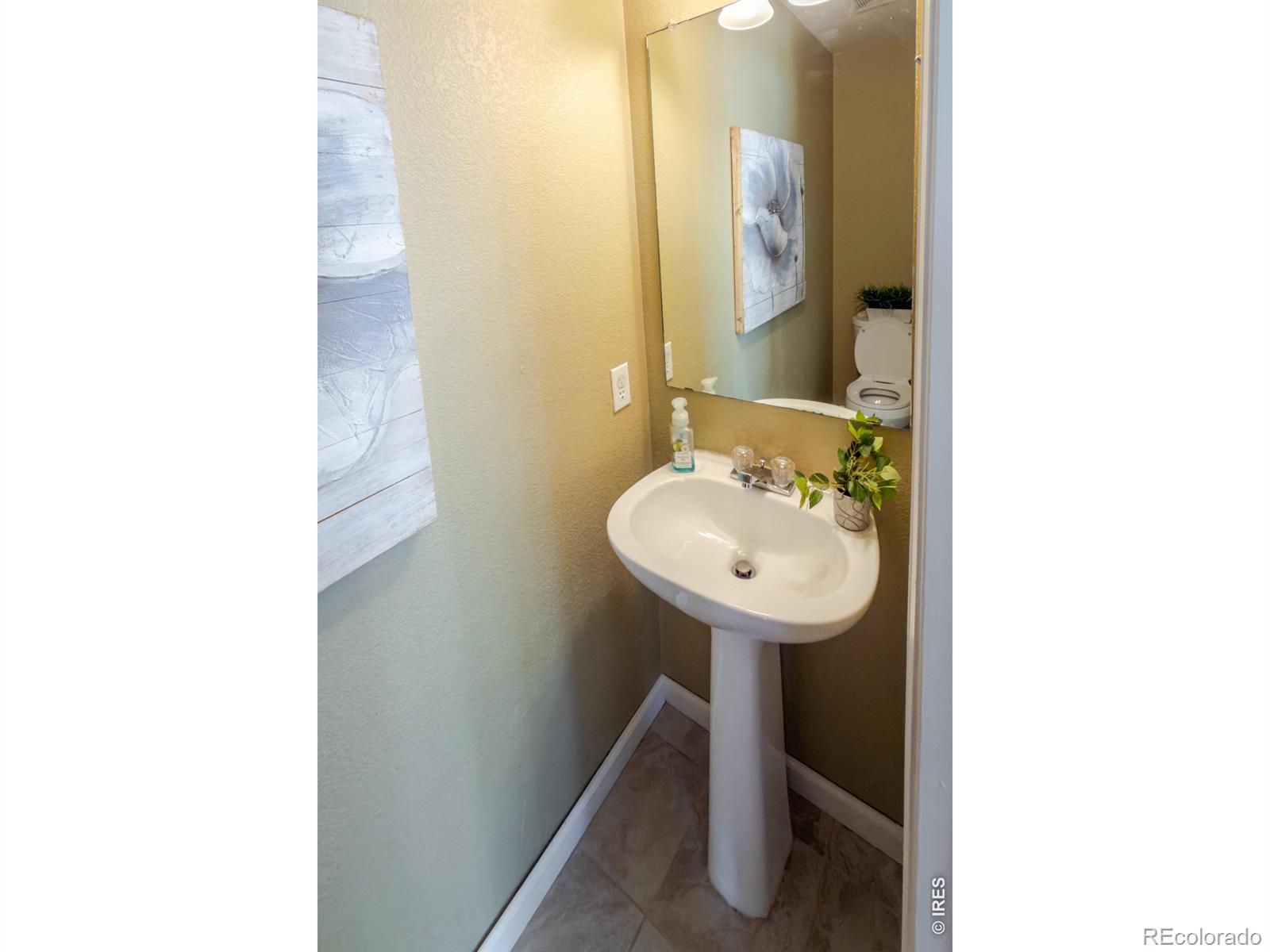 MLS Image #13 for 8477  jason court,denver, Colorado