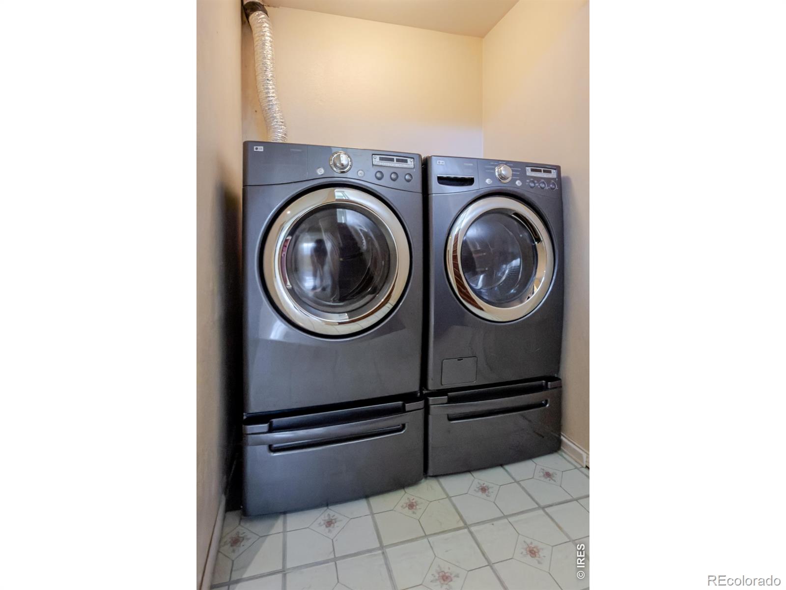 MLS Image #29 for 8477  jason court,denver, Colorado