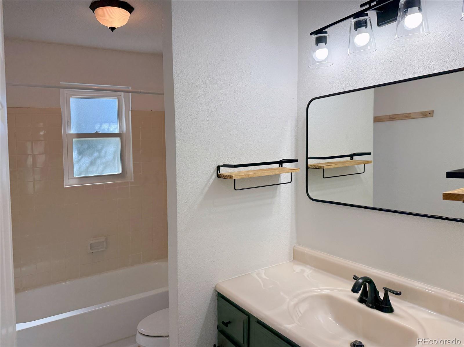 MLS Image #15 for 19292 e nassau drive,aurora, Colorado