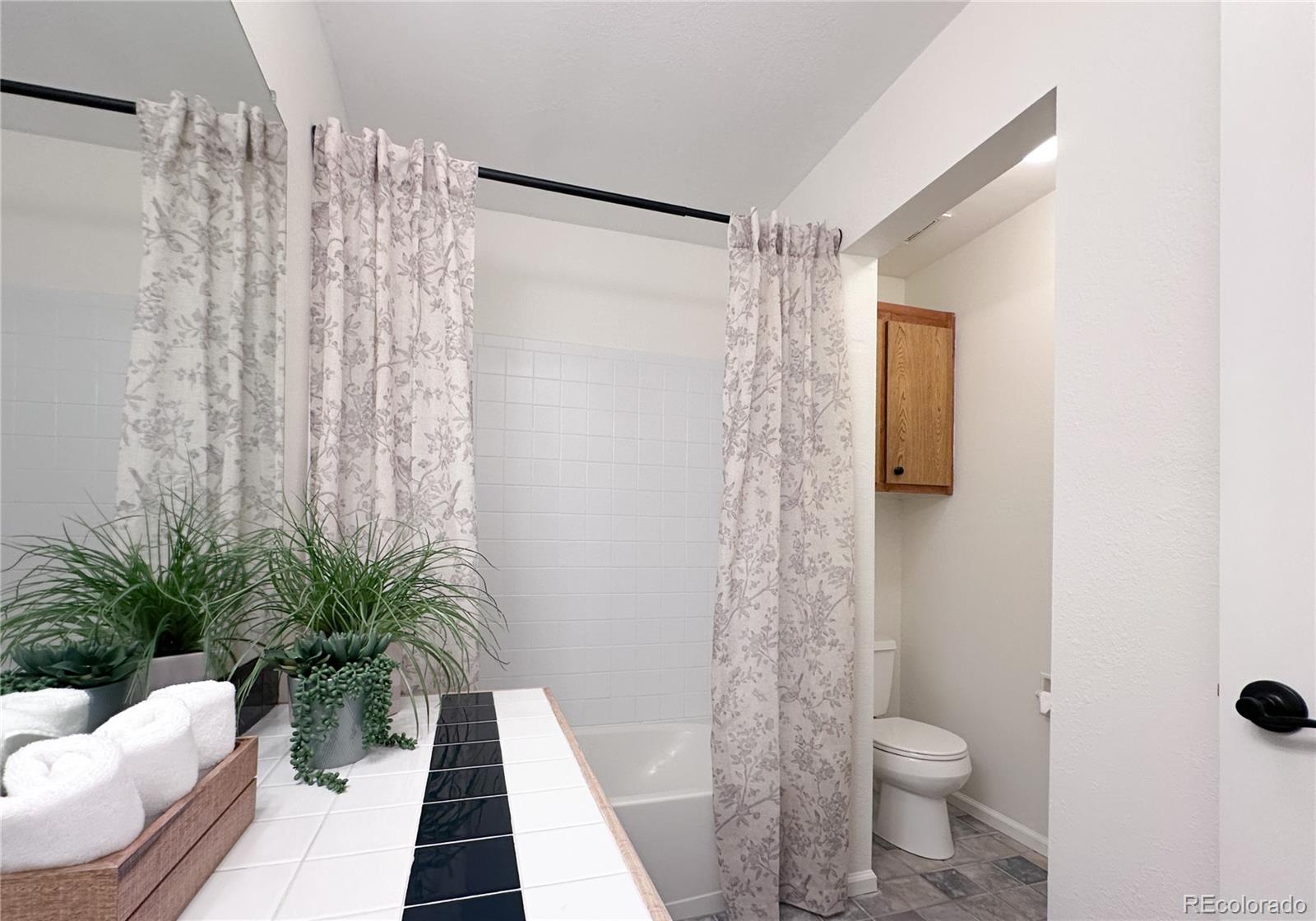 MLS Image #20 for 4385 s clarkson ,englewood, Colorado