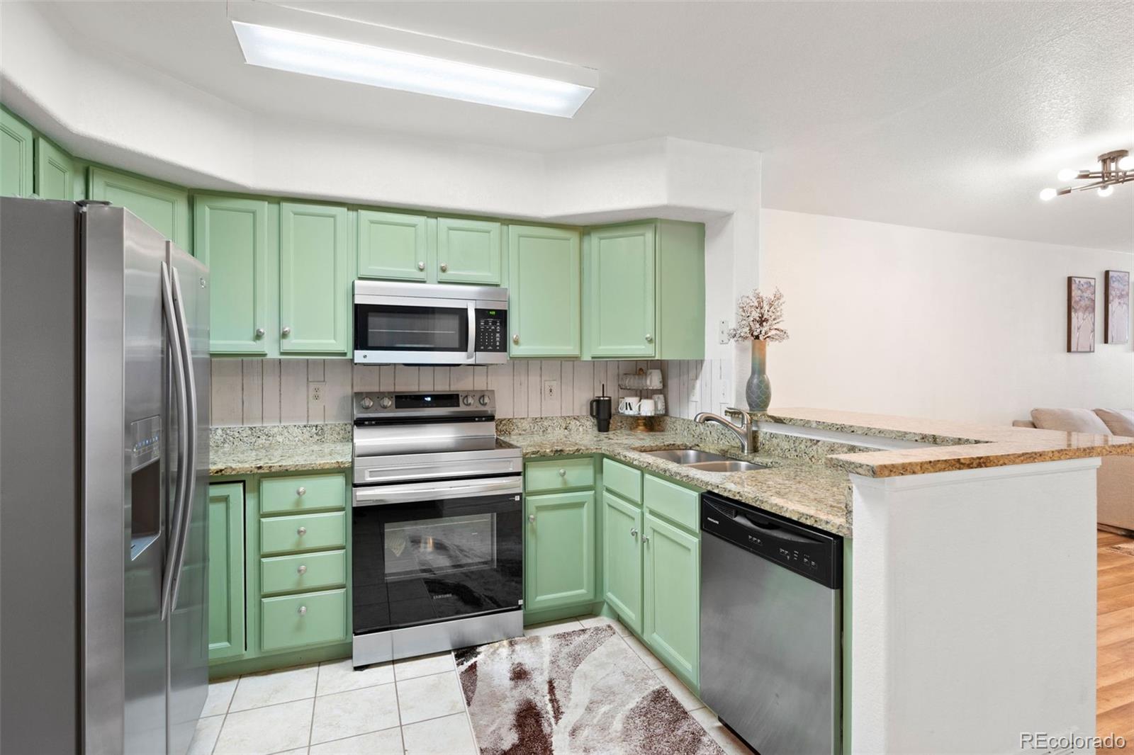 MLS Image #11 for 3300 w florida avenue 85,denver, Colorado