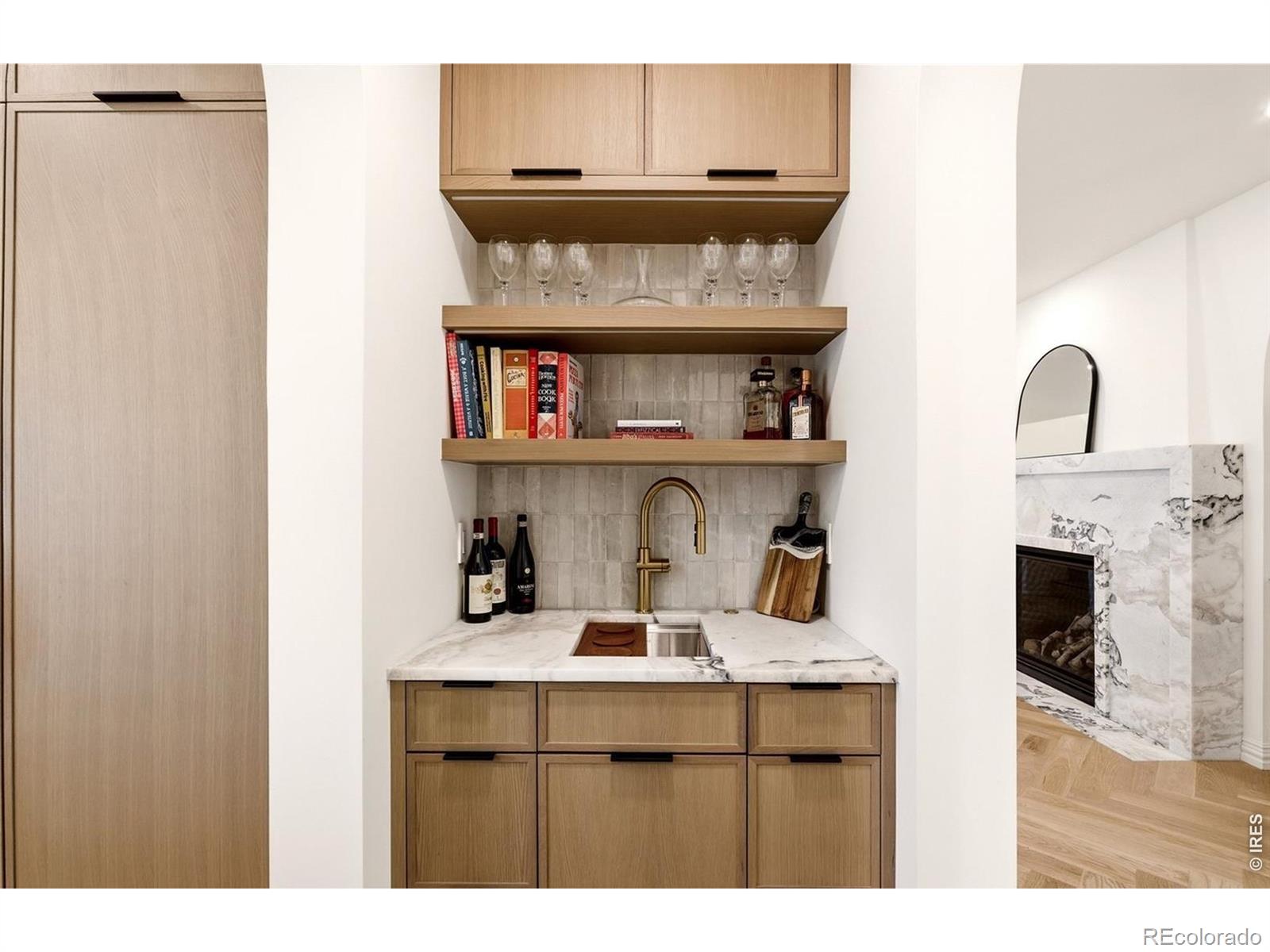 MLS Image #15 for 274  vine street,denver, Colorado