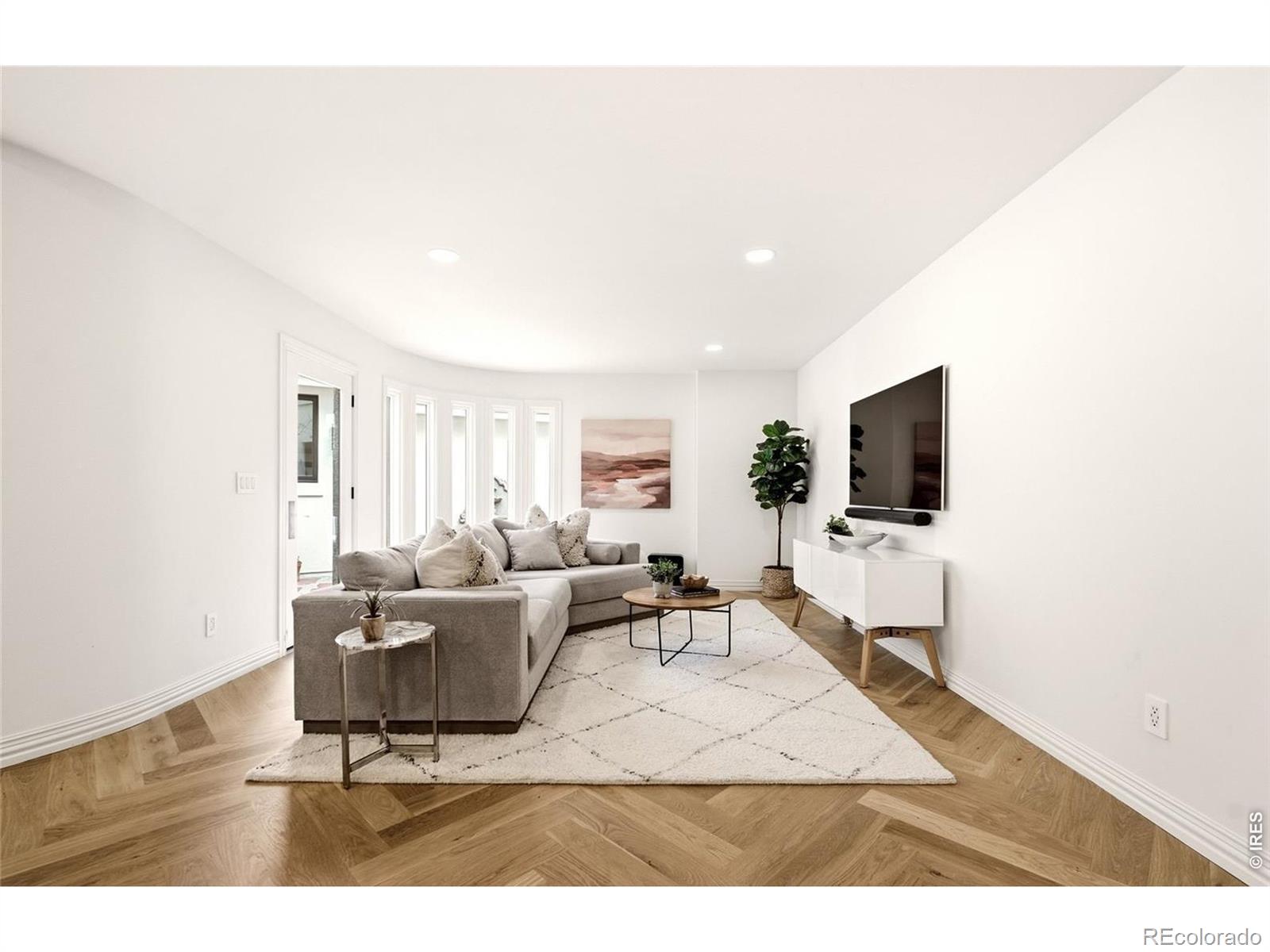 MLS Image #9 for 274  vine street,denver, Colorado