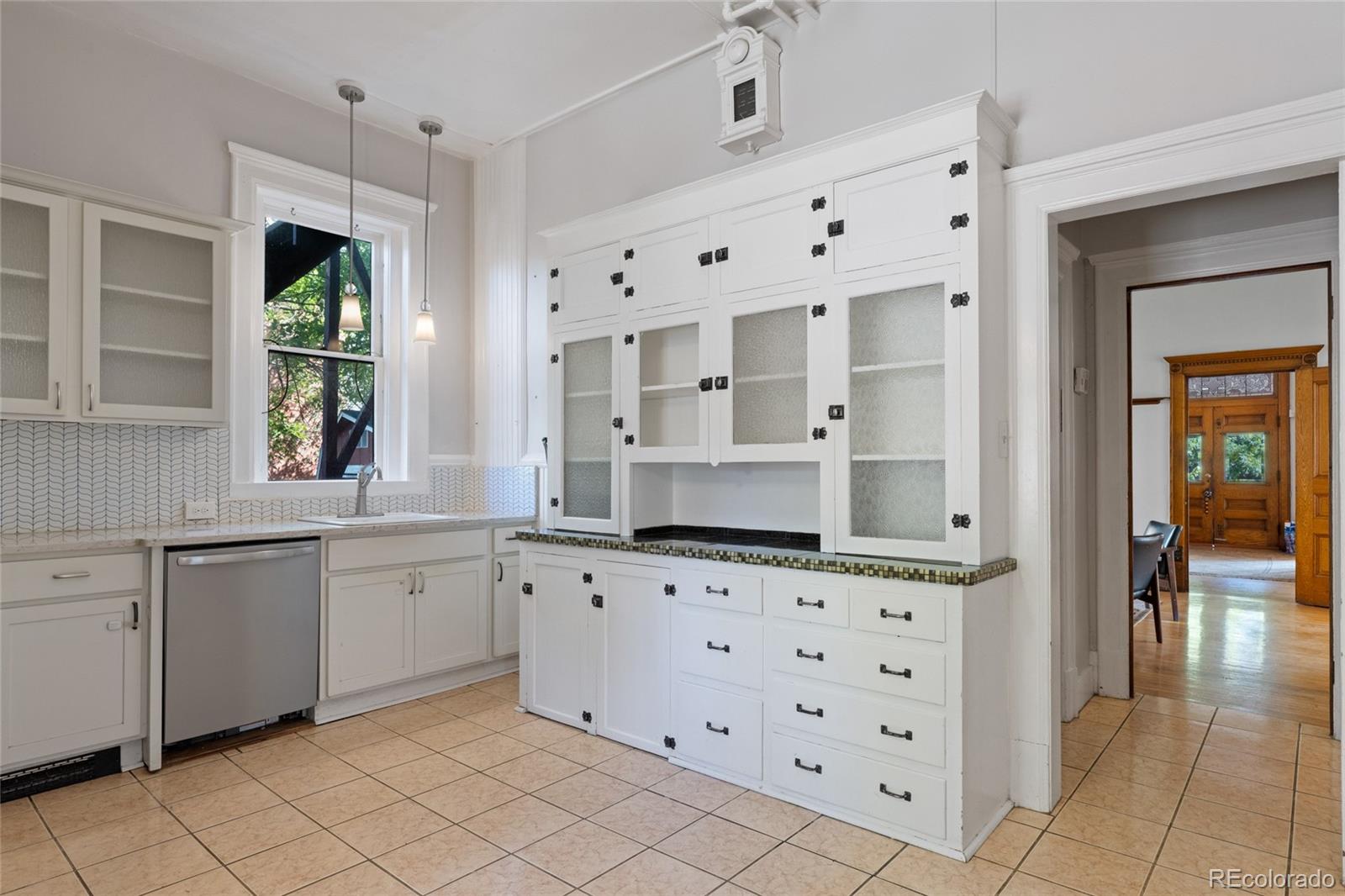 MLS Image #13 for 1307  josephine street,denver, Colorado