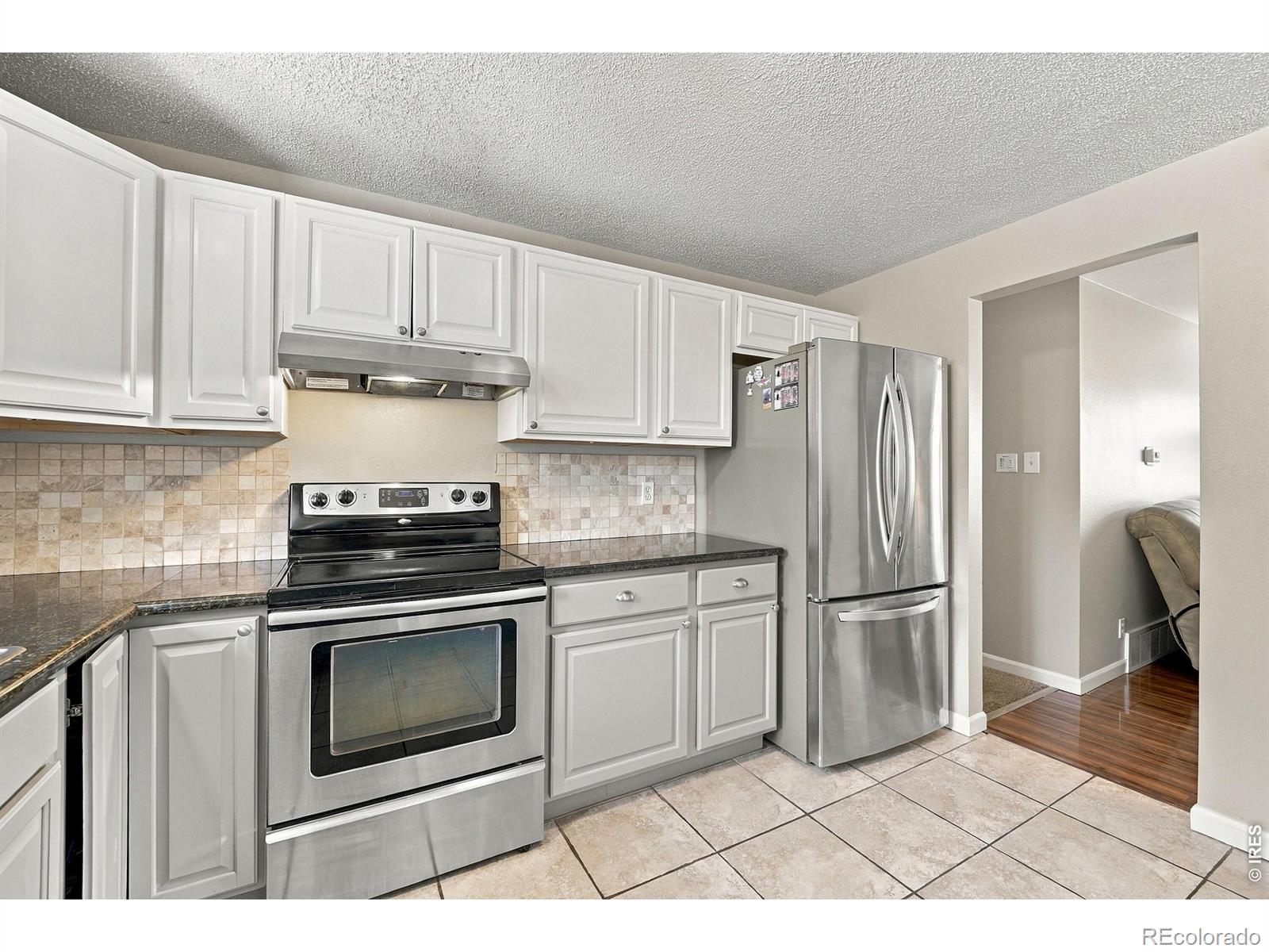 MLS Image #12 for 1521 s carr street,lakewood, Colorado