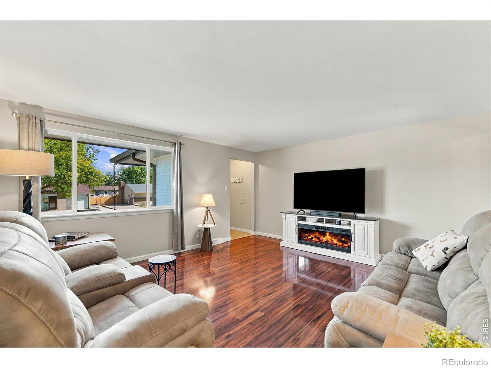 MLS Image #4 for 1521 s carr street,lakewood, Colorado