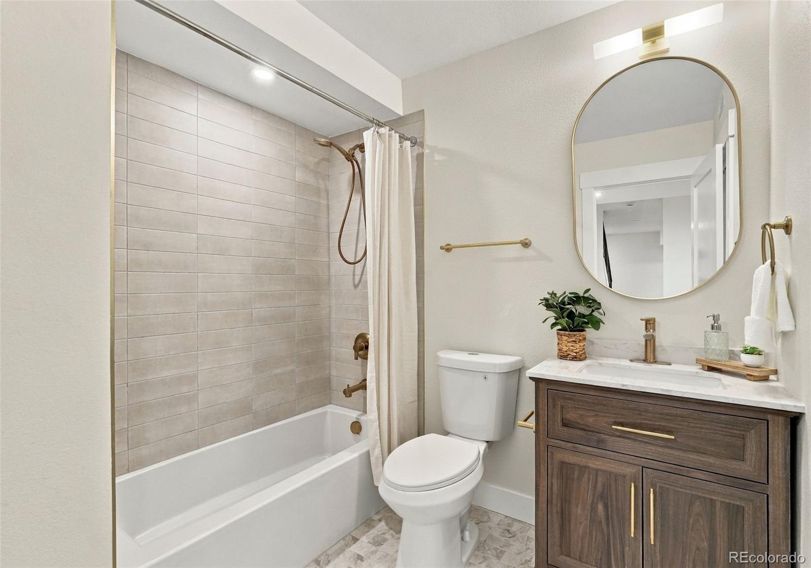 MLS Image #29 for 1236  adams ,denver, Colorado